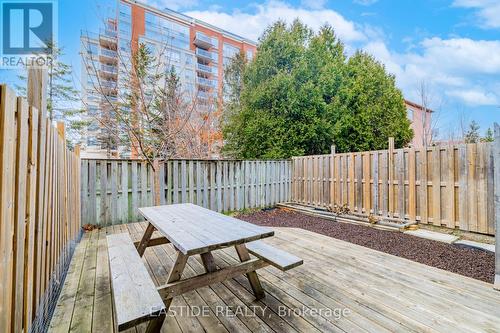 114 Leitchcroft Crescent, Markham, ON - Outdoor