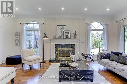 32 Stonegate Street, Whitchurch-Stouffville, ON - Indoor Photo Showing Living Room With Fireplace