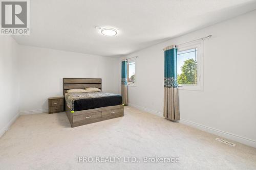 3335 Dovetail Mews, Mississauga (Erin Mills), ON - Indoor Photo Showing Bedroom