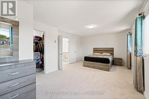 3335 Dovetail Mews, Mississauga (Erin Mills), ON - Indoor Photo Showing Bedroom