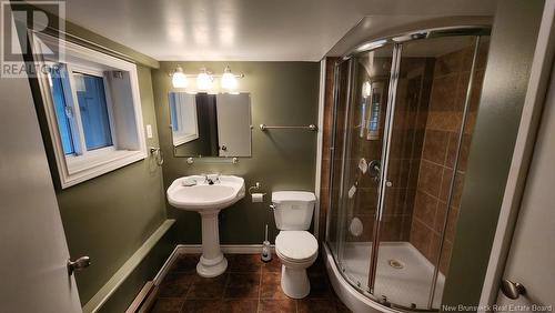 2591 Westfield Road, Saint John, NB - Indoor Photo Showing Bathroom