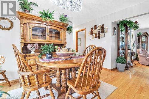 641 21St Avenue A, Hanover, ON - Indoor Photo Showing Dining Room