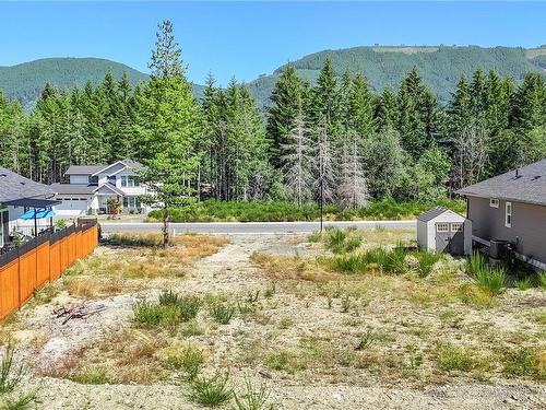 144 Edgewood Dr, Lake Cowichan, BC 