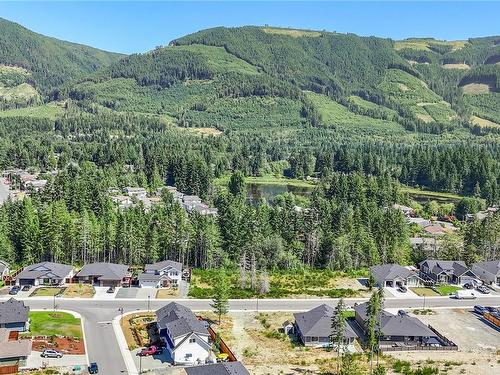 144 Edgewood Dr, Lake Cowichan, BC 