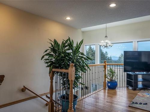 5767 Bradbury Rd, Nanaimo, BC 