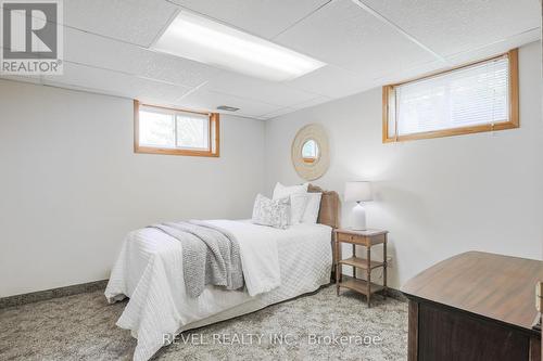 140 Louisa Street, Kawartha Lakes (Fenelon Falls), ON - Indoor Photo Showing Bedroom