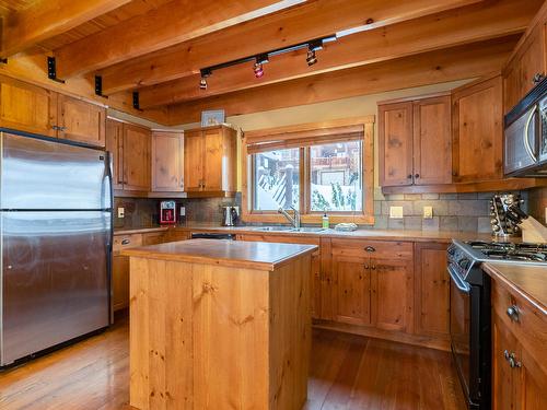 105 Forest Lane, Big White, BC - Indoor Photo Showing Kitchen With Double Sink