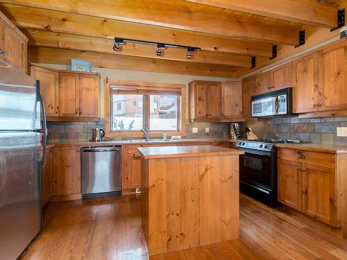 105 Forest Lane, Big White, BC - Indoor Photo Showing Kitchen With Double Sink