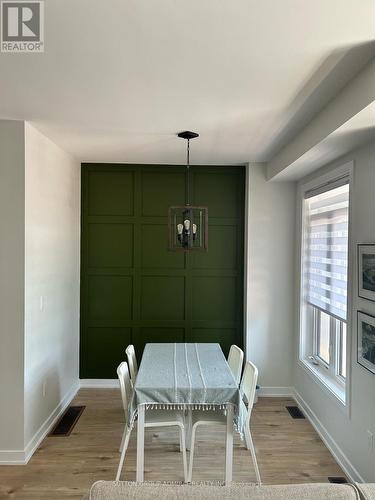 114 - 590 N Service Road, Hamilton, ON - Indoor Photo Showing Dining Room