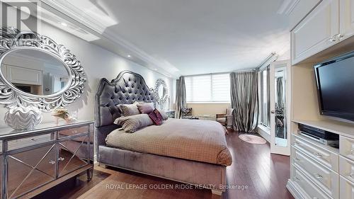 210 - 65 Spring Garden Avenue, Toronto (Willowdale East), ON - Indoor Photo Showing Bedroom