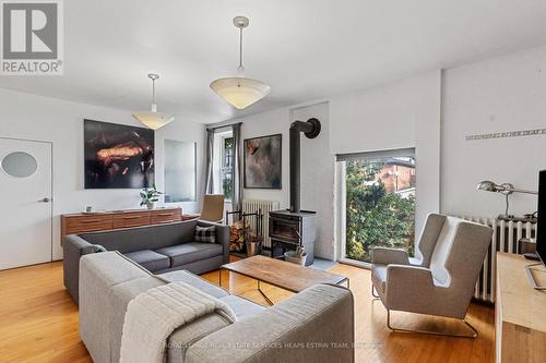 14 & 16 Skey Lane, Toronto (Trinity-Bellwoods), ON - Indoor Photo Showing Living Room