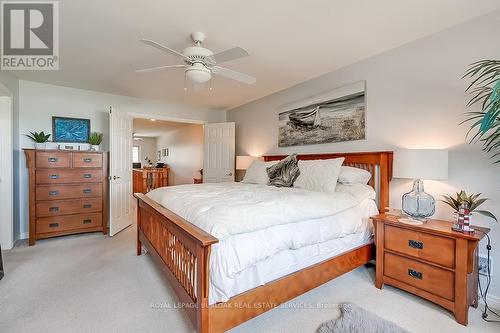 1069 Beach Boulevard, Hamilton (Hamilton Beach), ON - Indoor Photo Showing Bedroom