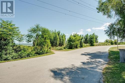 1069 Beach Boulevard, Hamilton (Hamilton Beach), ON - Outdoor With View