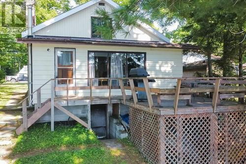 99 Heyden Lake Rd, Aweres Township, ON - Outdoor With Deck Patio Veranda