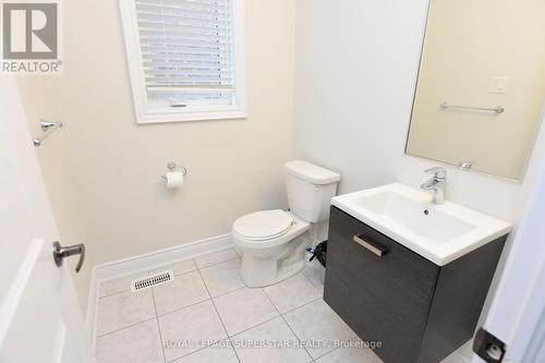 7724 Black Maple Drive, Niagara Falls, ON - Indoor Photo Showing Bathroom