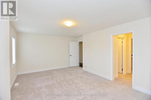 7724 Black Maple Drive, Niagara Falls, ON - Indoor Photo Showing Other Room