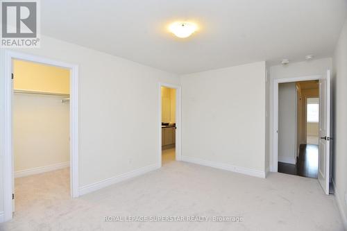 7724 Black Maple Drive, Niagara Falls, ON - Indoor Photo Showing Other Room