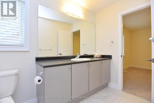 7724 Black Maple Drive, Niagara Falls, ON - Indoor Photo Showing Bathroom