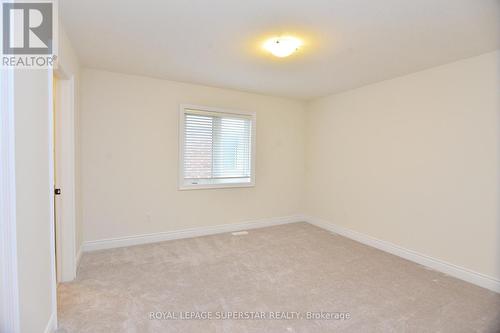 7724 Black Maple Drive, Niagara Falls, ON - Indoor Photo Showing Other Room