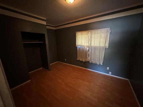 7687 Riverside Drive, Grand Forks, BC - Indoor Photo Showing Other Room