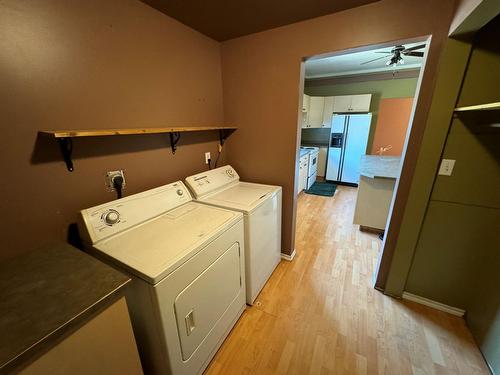 7687 Riverside Drive, Grand Forks, BC - Indoor Photo Showing Laundry Room