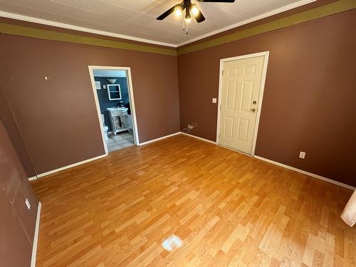 7687 Riverside Drive, Grand Forks, BC - Indoor Photo Showing Other Room