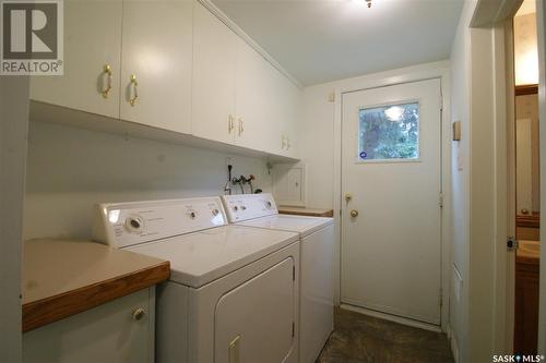 24 Simpson Crescent, Saskatoon, SK - Indoor Photo Showing Laundry Room