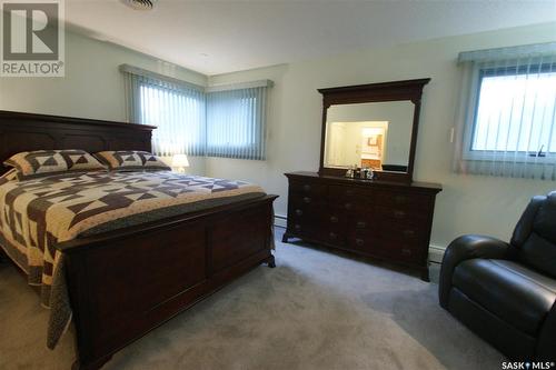 24 Simpson Crescent, Saskatoon, SK - Indoor Photo Showing Bedroom