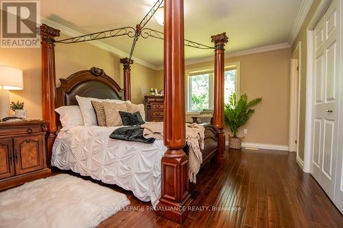 2548 Thornbury Drive, Peterborough (Otonabee), ON - Indoor Photo Showing Bedroom