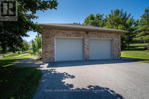 2548 Thornbury Drive, Peterborough (Otonabee), ON - Outdoor