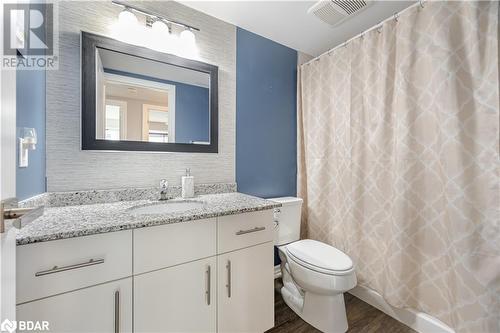 104 Summit Ridge Drive Unit# 111, Guelph, ON - Indoor Photo Showing Bathroom