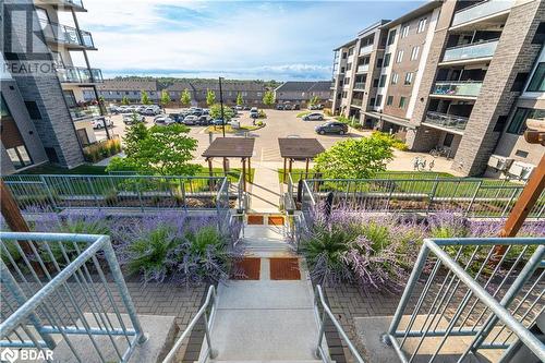 104 Summit Ridge Drive Unit# 111, Guelph, ON - Outdoor