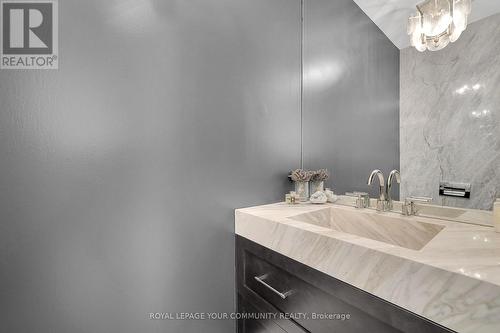 180 Westridge Drive, Vaughan (Kleinburg), ON - Indoor Photo Showing Bathroom