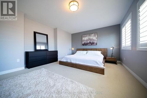 18 Kane Crescent, Aurora (Bayview Northeast), ON - Indoor Photo Showing Bedroom