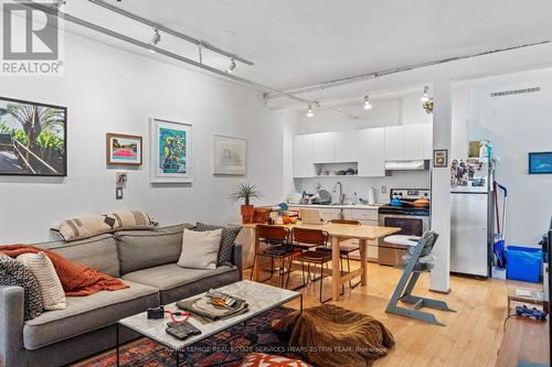 14 & 16 Skey Lane, Toronto (Trinity-Bellwoods), ON - Indoor Photo Showing Living Room