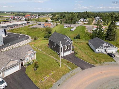 45 Perry Crescent, Stewiacke, NS 