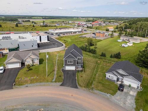 45 Perry Crescent, Stewiacke, NS 