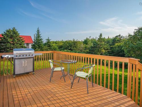 211 Ellis Road, Sand Beach, NS 