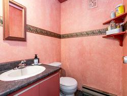 Powder room - 