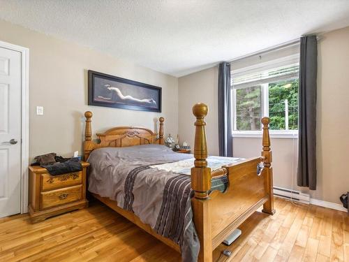 Master bedroom - 27 Ch. Des Merisiers, Val-Des-Monts, QC - Indoor Photo Showing Bedroom