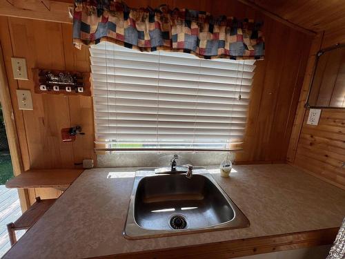 Laundry room - 36 Rue Bourg, Carleton-Sur-Mer, QC - Indoor Photo Showing Other Room