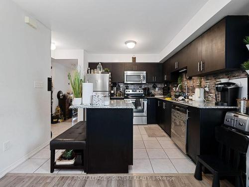 1-2480 Post Rd, Oakville, ON - Indoor Photo Showing Kitchen With Upgraded Kitchen