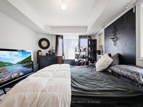 1-2480 Post Rd, Oakville, ON - Indoor Photo Showing Bedroom