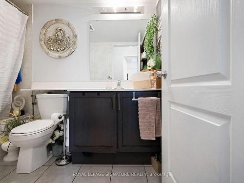 1-2480 Post Rd, Oakville, ON - Indoor Photo Showing Bathroom