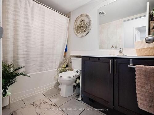 1-2480 Post Rd, Oakville, ON - Indoor Photo Showing Bathroom