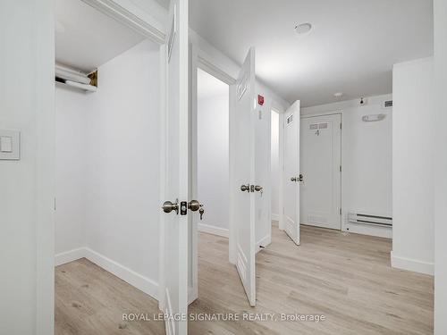 5-3039 Dundas St W, Toronto, ON - Indoor Photo Showing Other Room