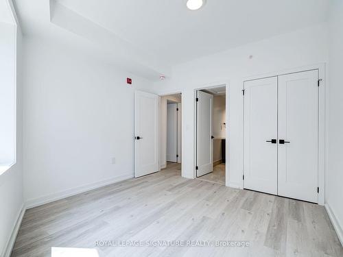 3-3039 Dundas St W, Toronto, ON - Indoor Photo Showing Other Room