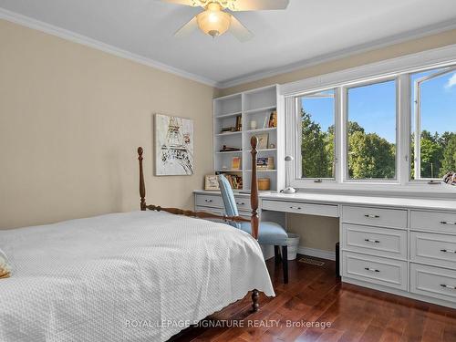 42 Edgewood Dr, Greater Napanee, ON - Indoor Photo Showing Bedroom