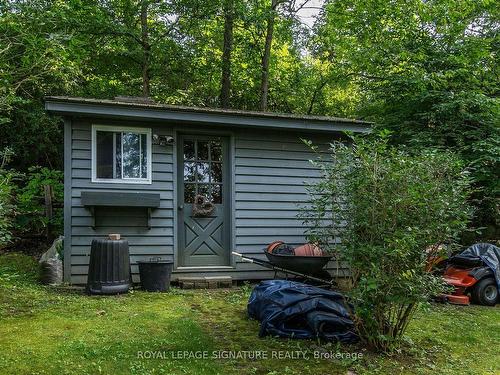 42 Edgewood Dr, Greater Napanee, ON - Outdoor