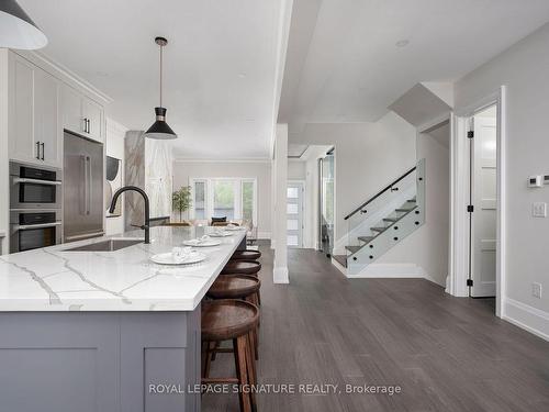 108 Bernard Ave, Toronto, ON - Indoor Photo Showing Kitchen With Upgraded Kitchen